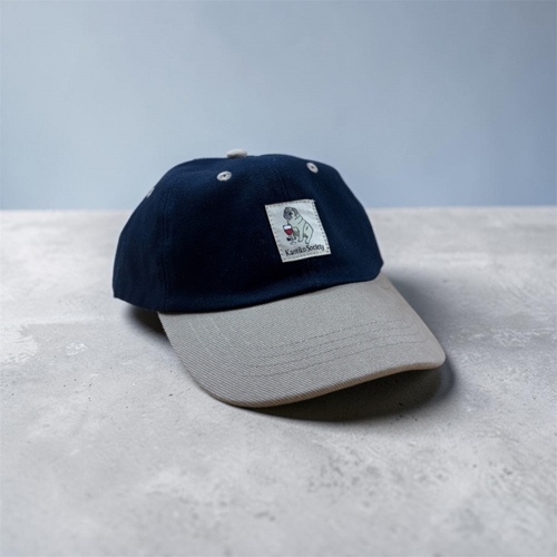 6 Panels Wine Dog French Snapback Cap
