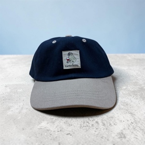 6 Panels Wine Dog French Snapback Cap
