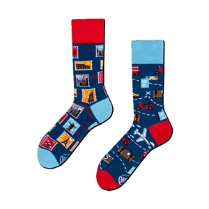 Many Mornings Socken The Traveler