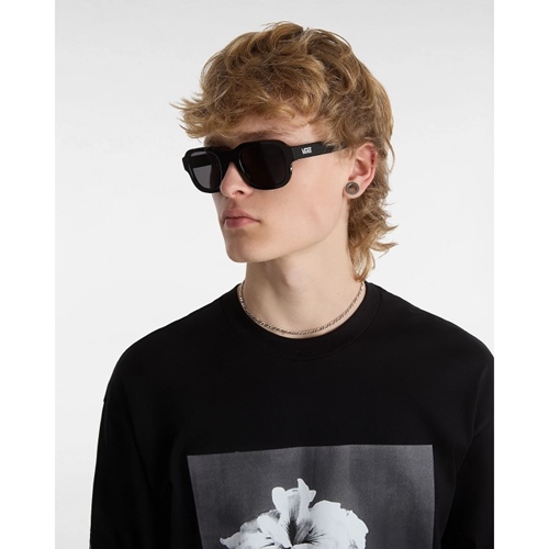 66 Sunglasses Black