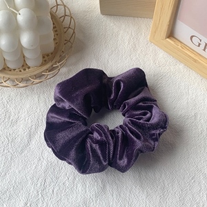 Haarband Skrunchie Samt lila