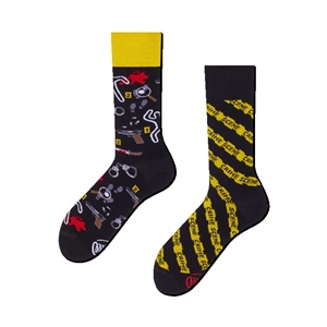 Many Mornings Socken Clue Detective