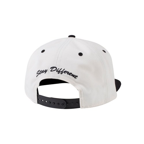 Daily Contra Snapback Offwhite